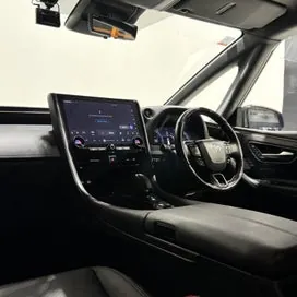 Toyota Alphard 2023 photo 4