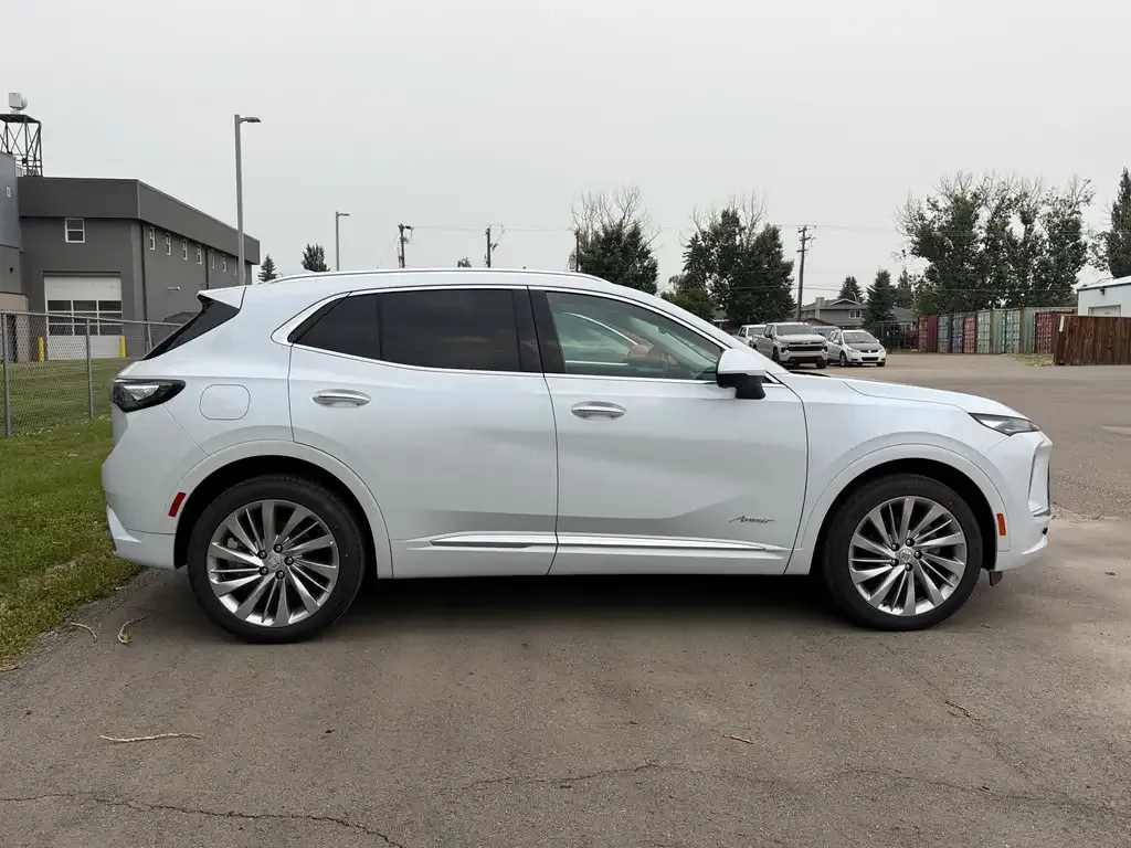 Buick Envision 2026 photo 4