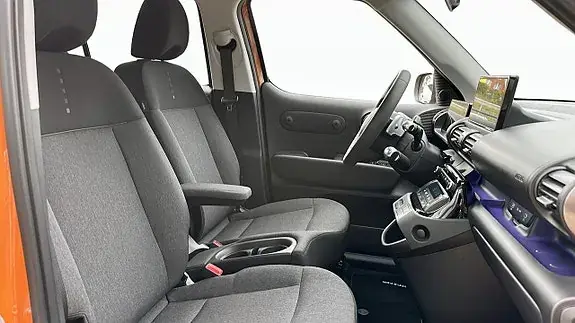 Hyundai Inster 2027 photo 3