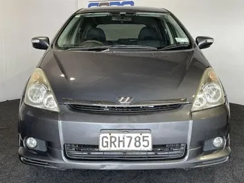 Toyota Wish 2005 photo 3