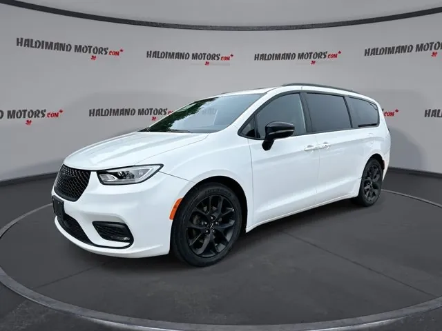 Chrysler Pacifica