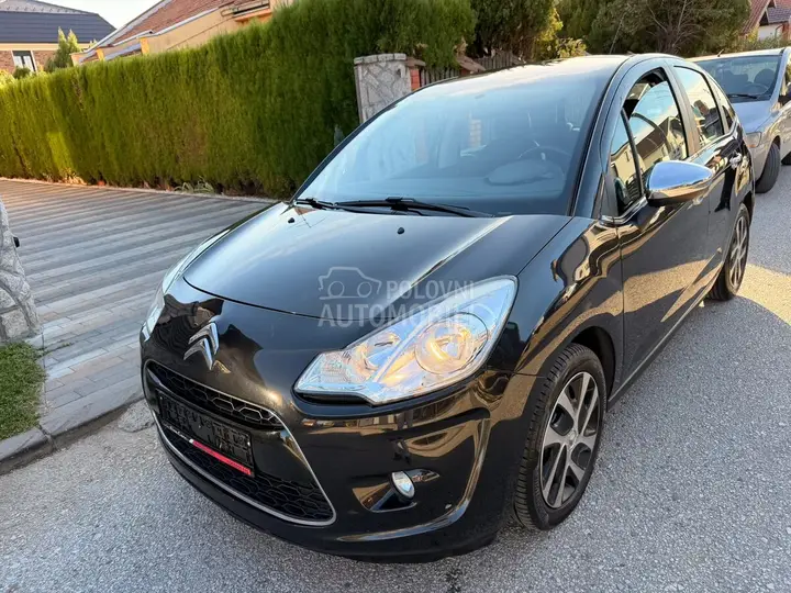 Citroen C3 2012 photo 2