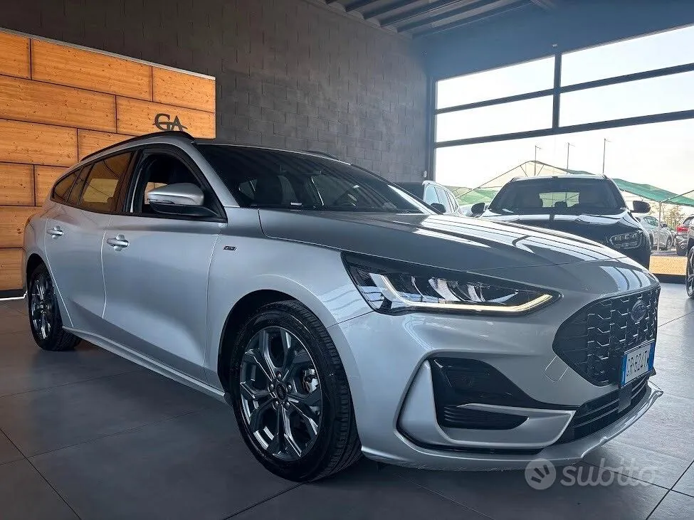 Ford Focus 2023 photo 5