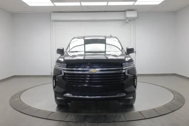 Chevrolet Suburban 2024 photo 2