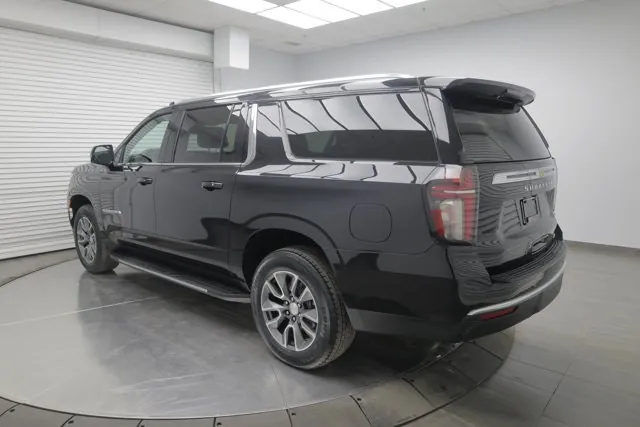 Chevrolet Suburban 2024 photo 5