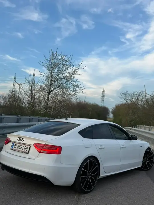 Audi A5 2016 photo 2