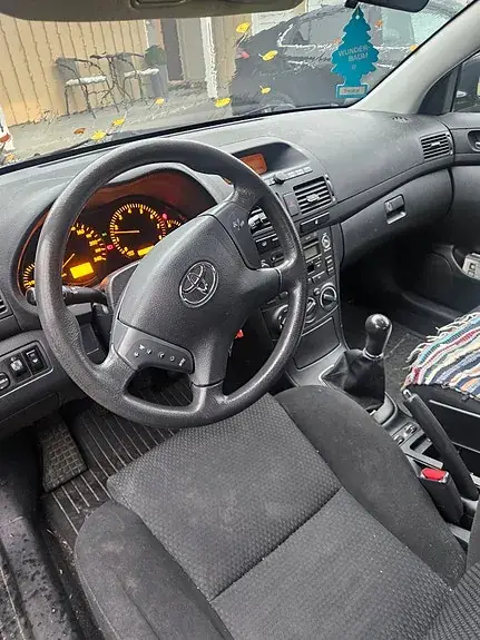 Toyota Avensis 2005 photo 5