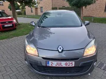 Renault Mégane 2010 photo 4