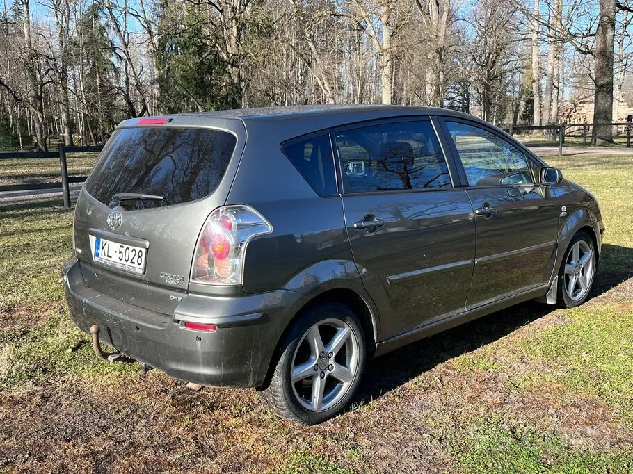 Toyota Corolla Verso 2007 photo 2
