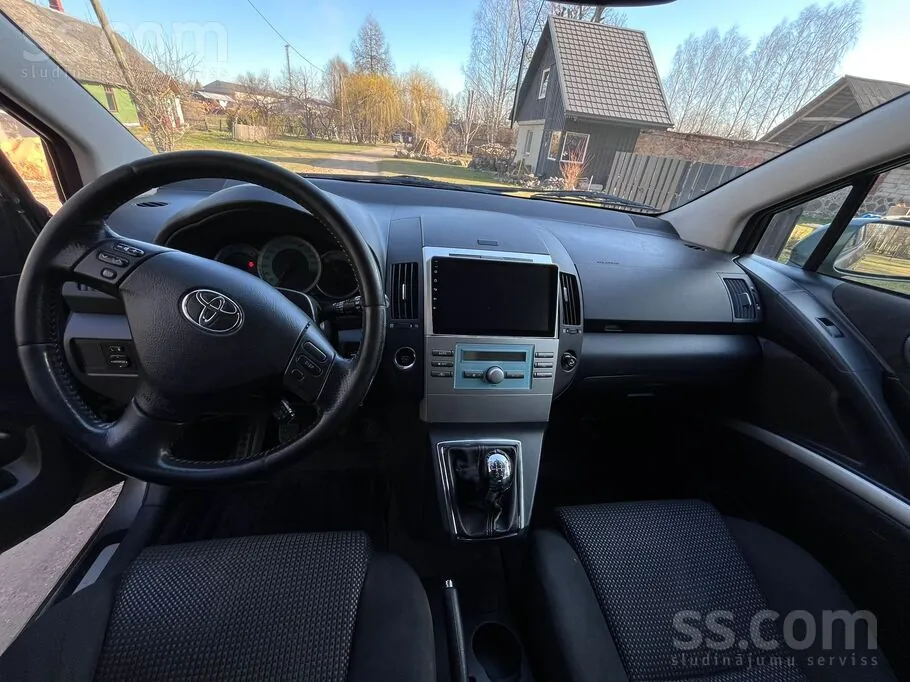 Toyota Corolla Verso 2007 photo 4