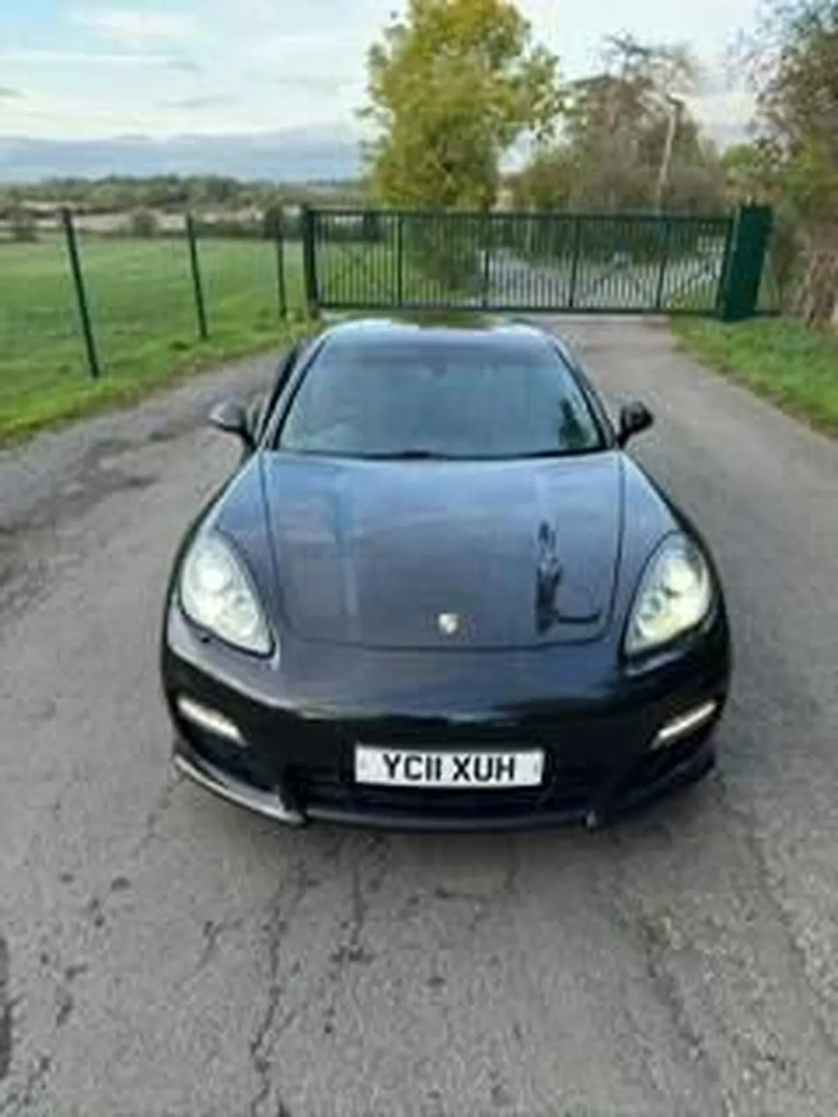 Porsche Panamera 2011 photo 3