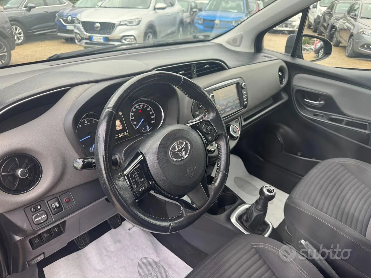 Toyota Yaris 2018 photo 4