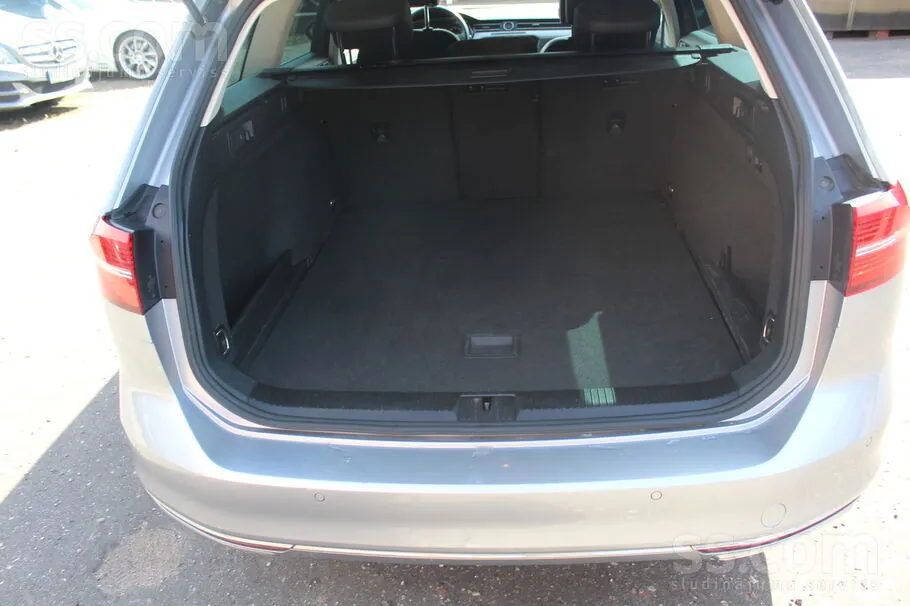 Volkswagen Passat 2019 photo 5