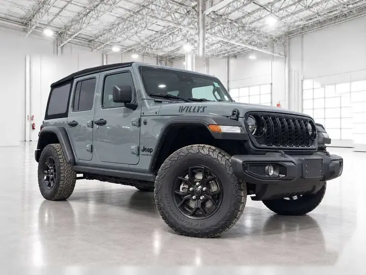 Jeep Wrangler 2024 photo 2