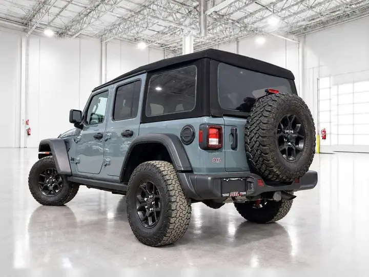 Jeep Wrangler 2024 photo 4