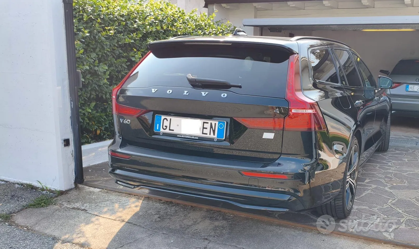 Volvo V60 2022 photo 3