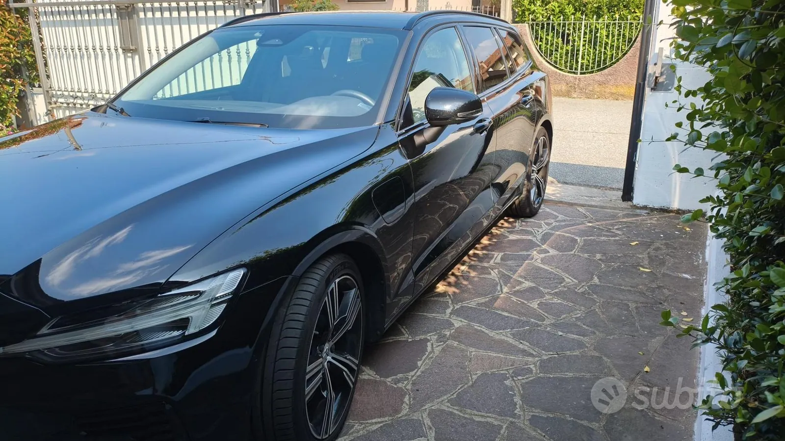 Volvo V60 2022 photo 4