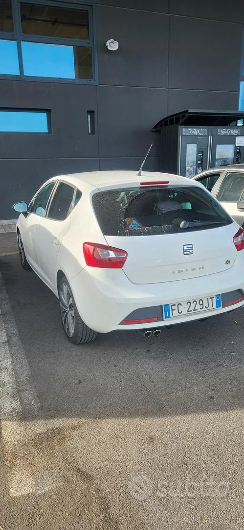 Seat Ibiza 2016 photo 4