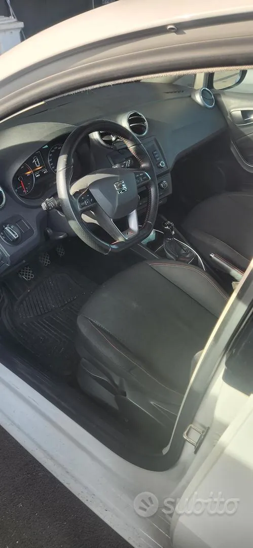 Seat Ibiza 2016 photo 5