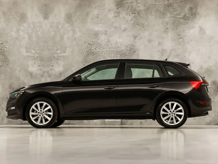 Skoda Scala 2019 photo 2