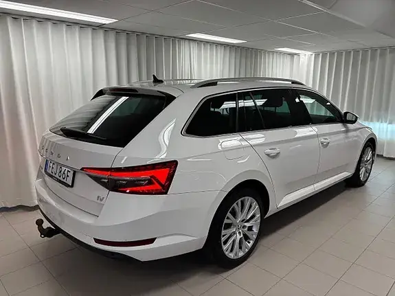 Skoda Superb 2020 photo 4