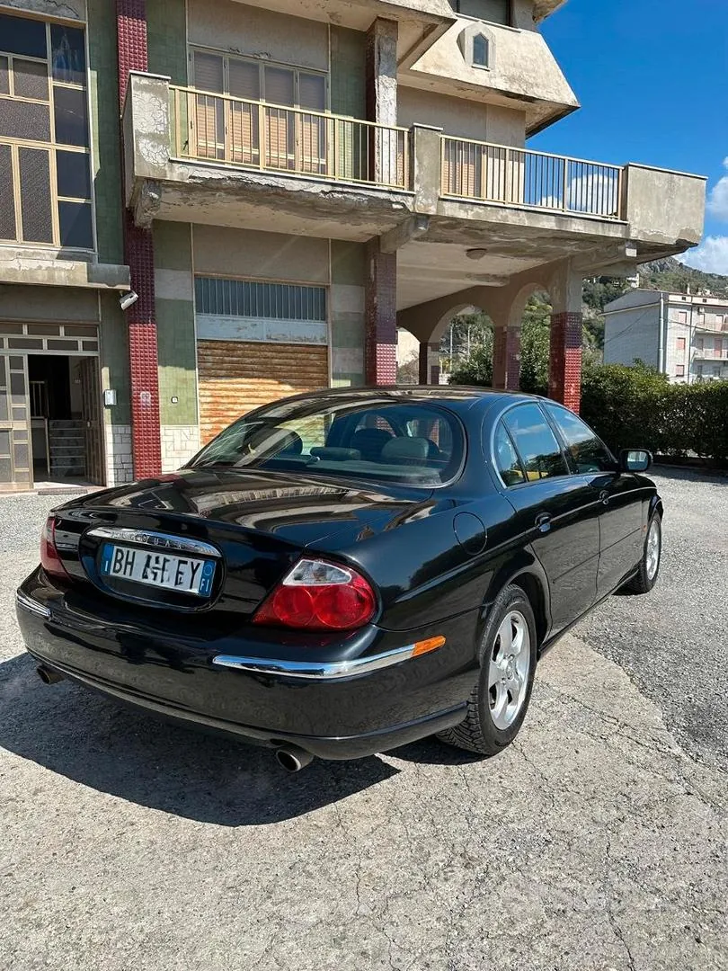 Jaguar S-Type 2000 photo 2