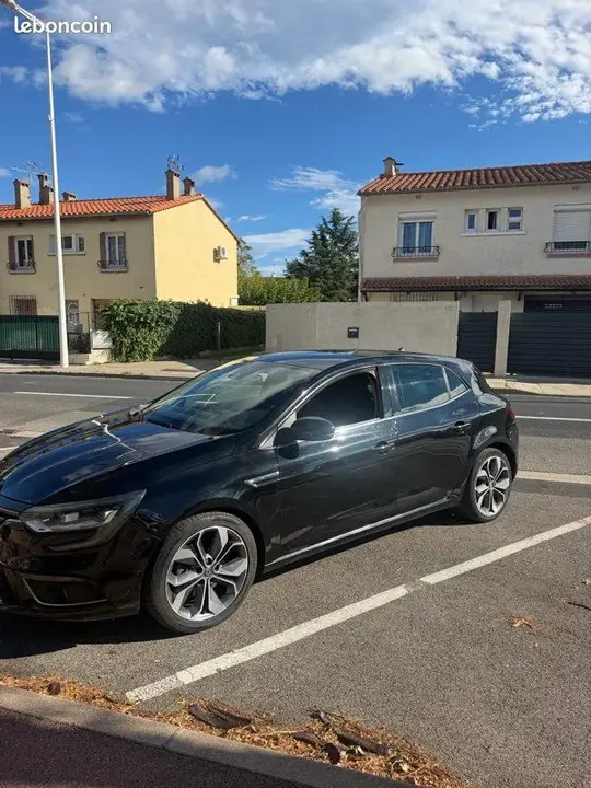 Renault Megane 2017 photo 3