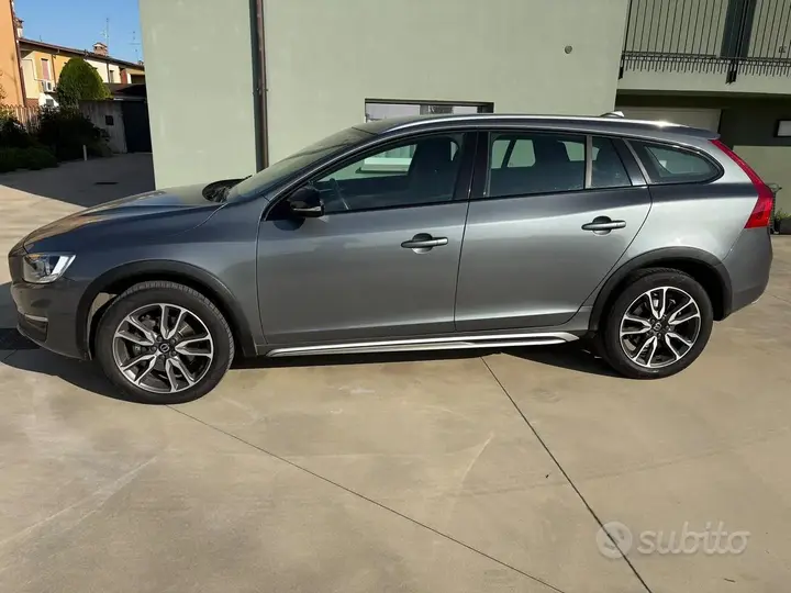 Volvo V60 2018 photo 5