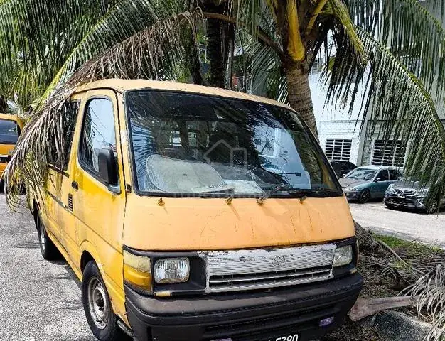 Toyota Hiace