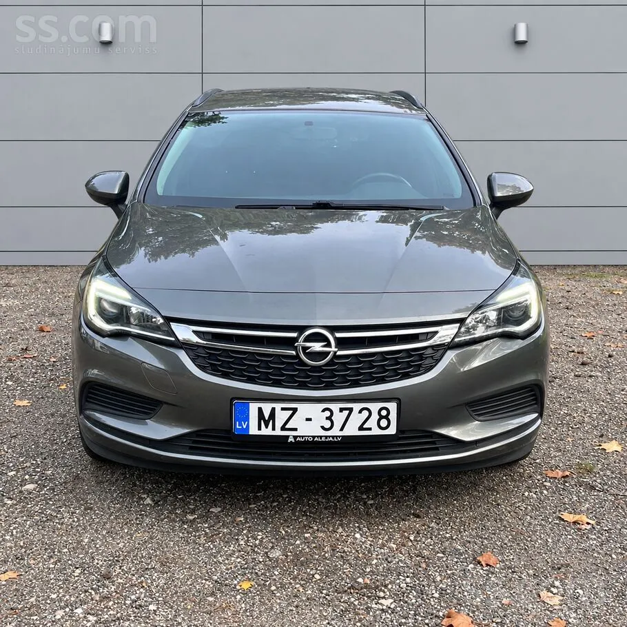 Opel Astra 2016 photo 2