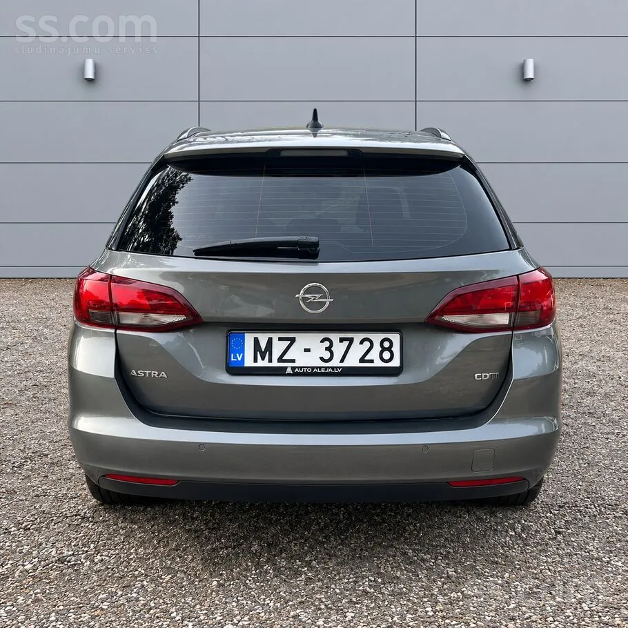 Opel Astra 2016 photo 5