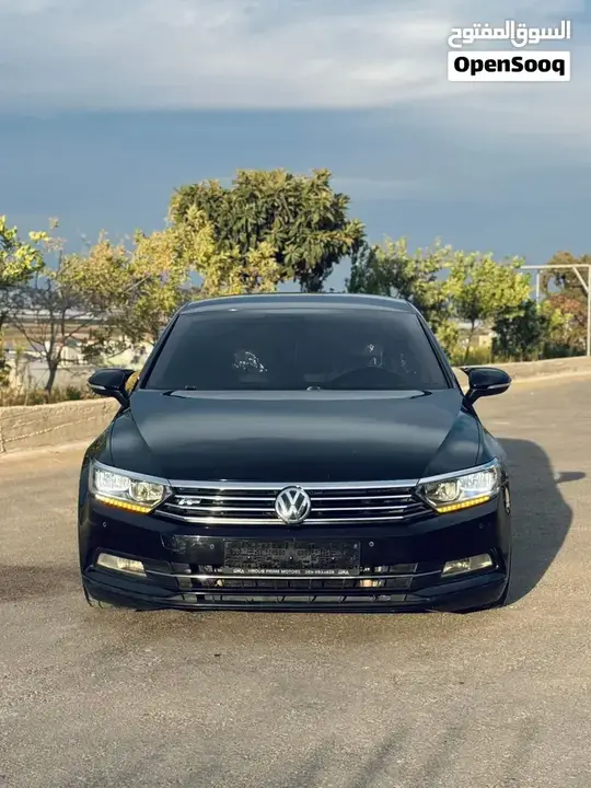 Volkswagen Passat 2018 photo 2