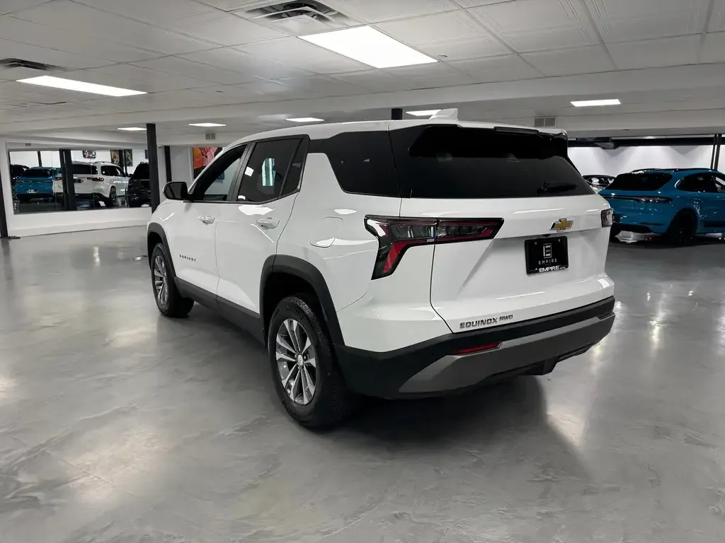 Chevrolet Equinox 2025 photo 3
