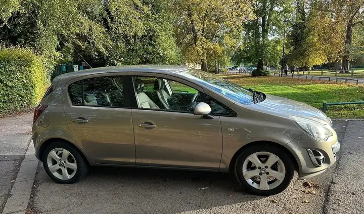 Vauxhall Corsa 2014 photo 2