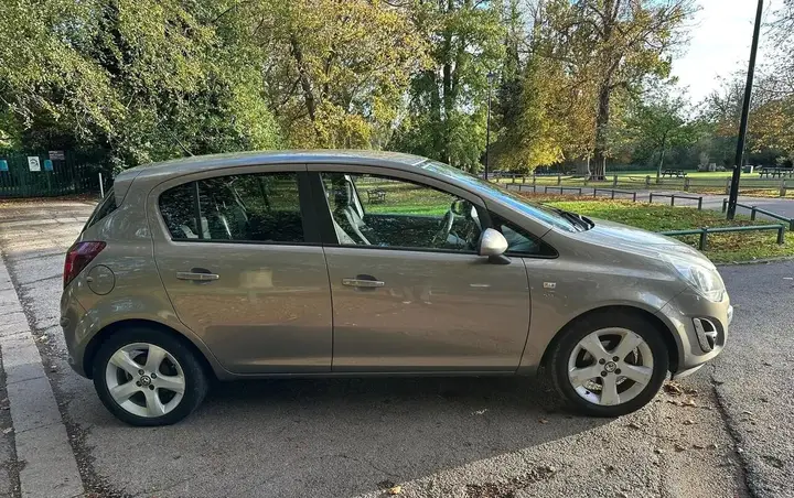 Vauxhall Corsa 2014 photo 3
