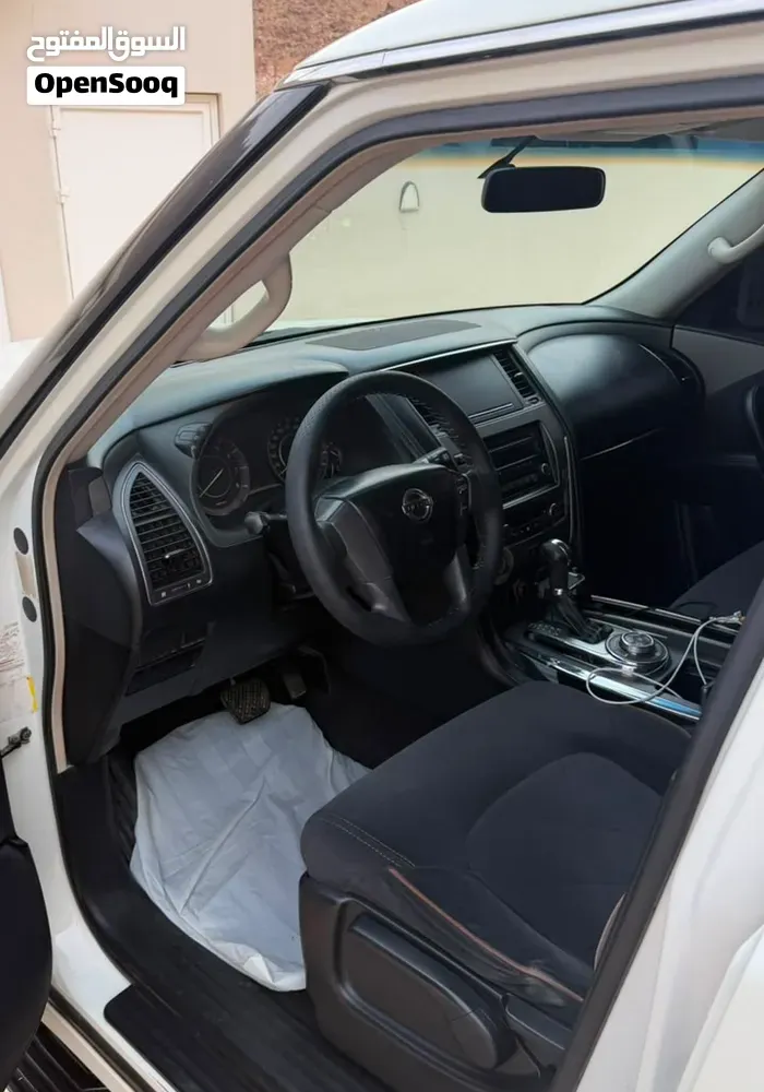 Nissan Patrol 2016 photo 2