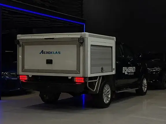 Toyota Hilux 2006 photo 5