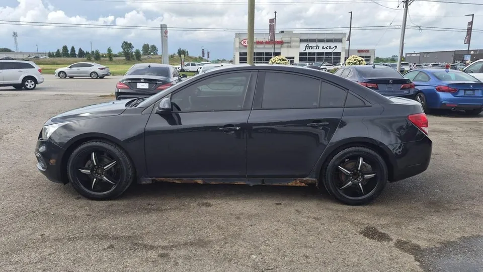 Chevrolet Cruze 2015 photo 2