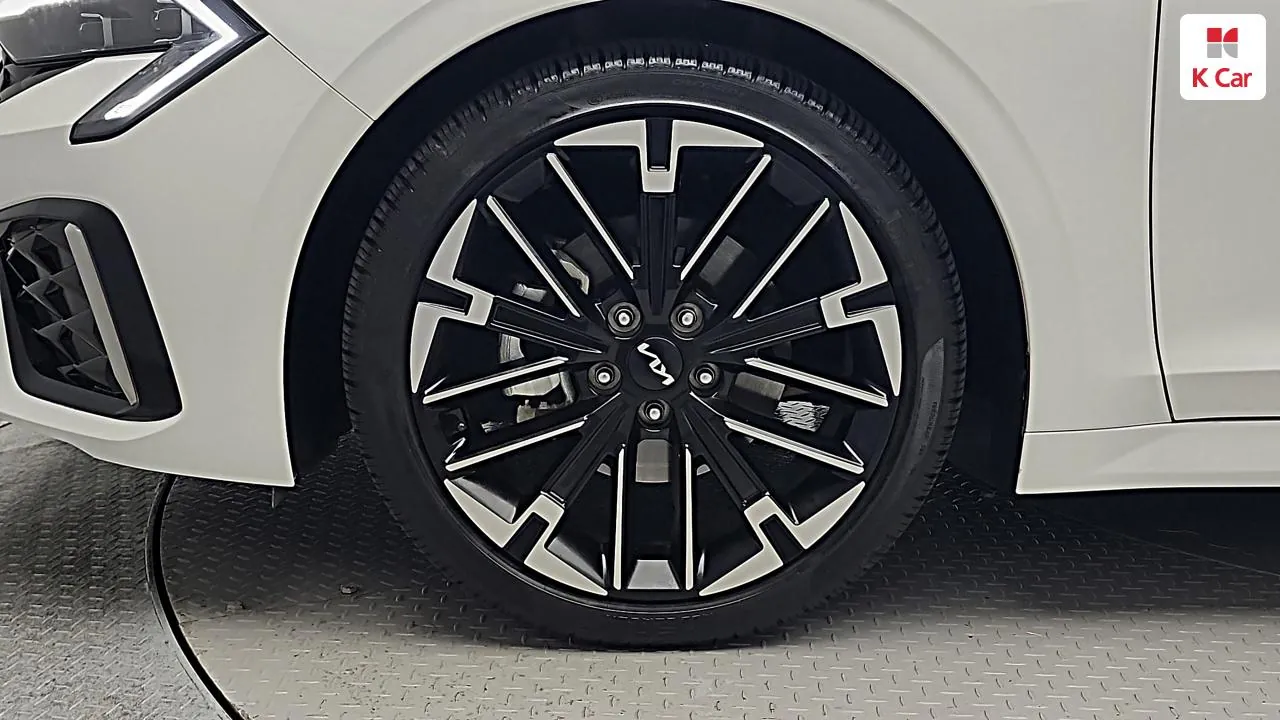 Kia K5 2024 photo 5
