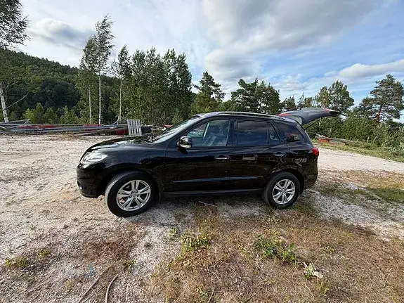 Hyundai Santa Fe 2010 photo 3