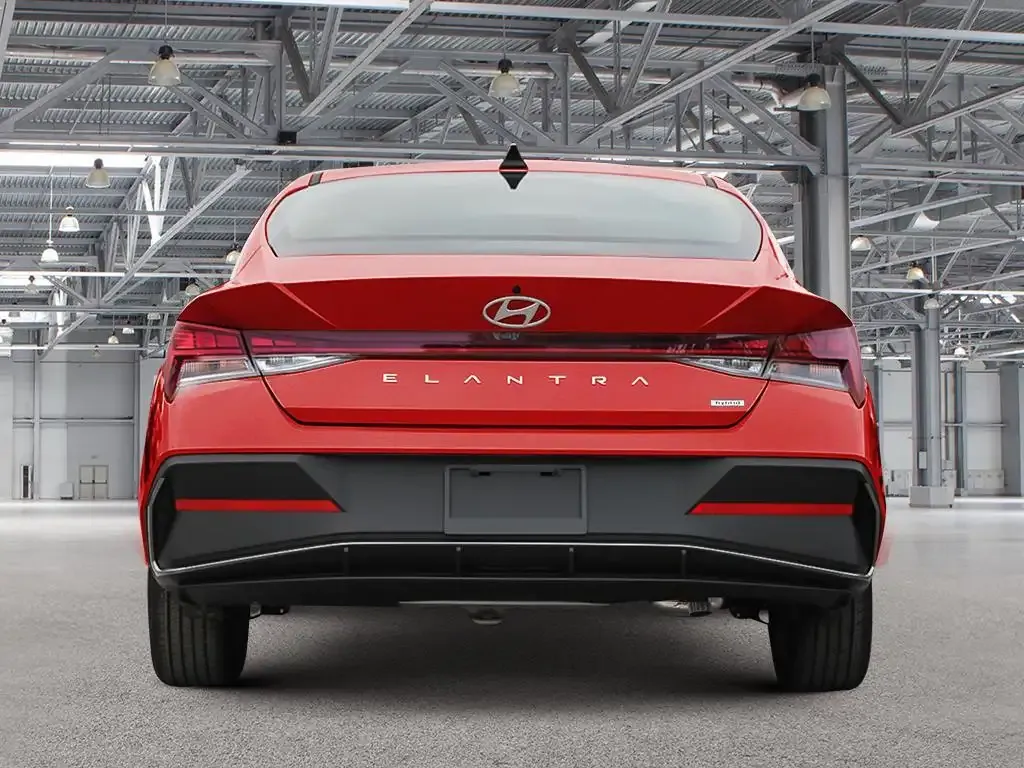 Hyundai Elantra 2026 photo 5