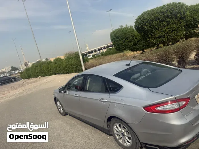 Ford Fusion 2015 photo 3