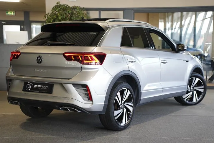Volkswagen T-Roc 2022 photo 2
