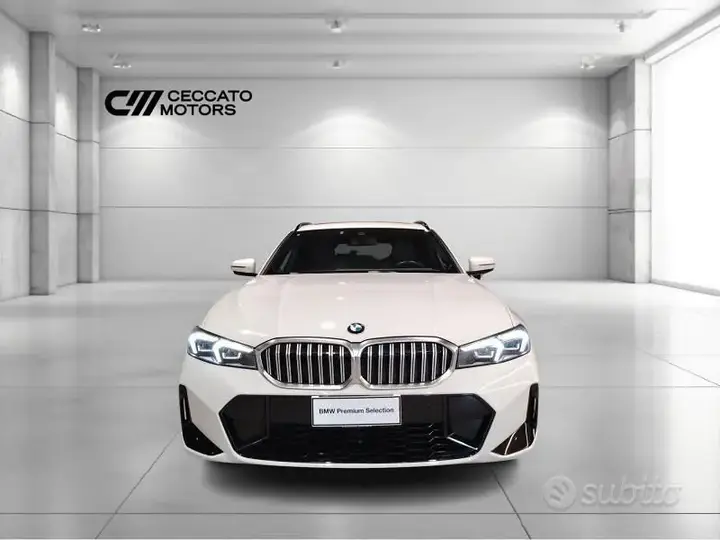 BMW 3 Series 2023 photo 2