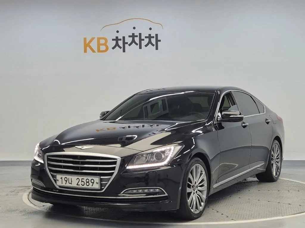 Hyundai Genesis