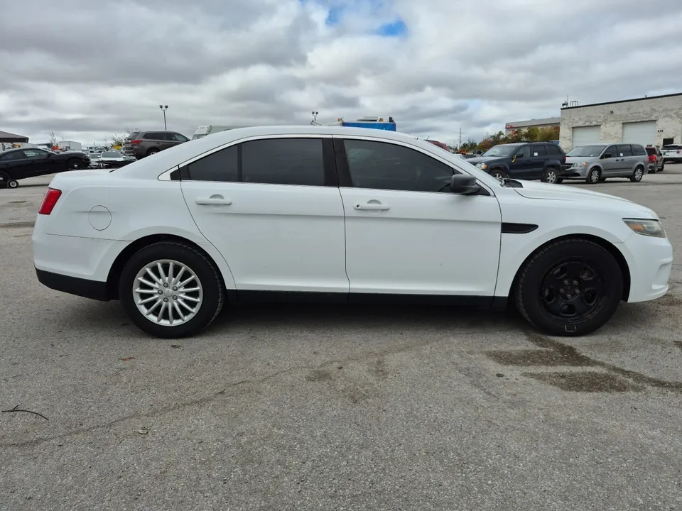 Ford Taurus 2014 photo 4
