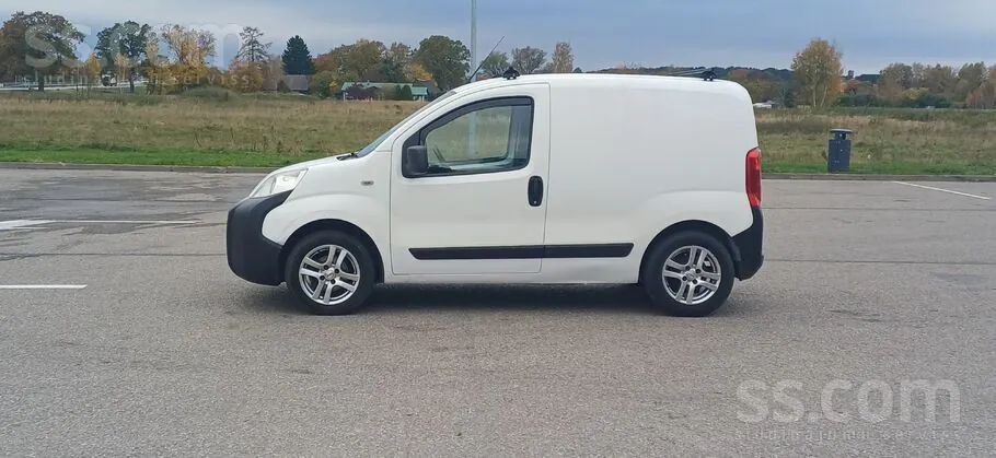 Peugeot Bipper 2008 photo 4