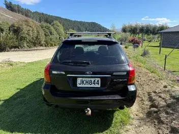 Subaru Legacy 2006 photo 2