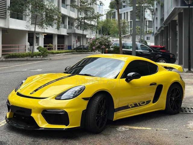 Porsche 718 Cayman