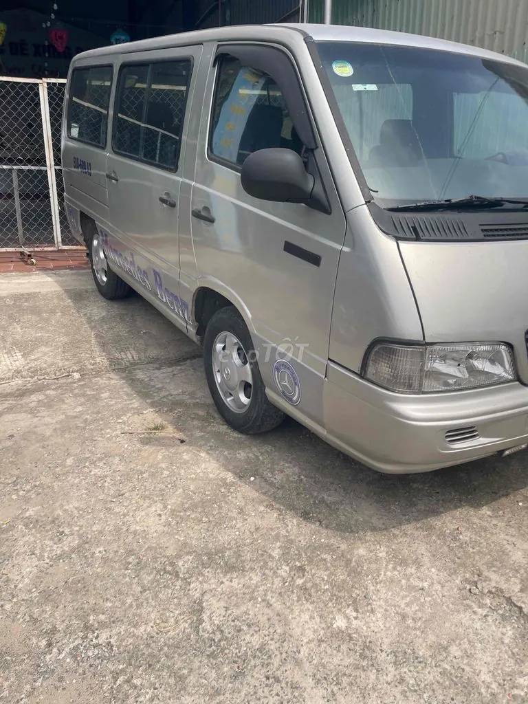 Mercedes-Benz Mb 2001 photo 2
